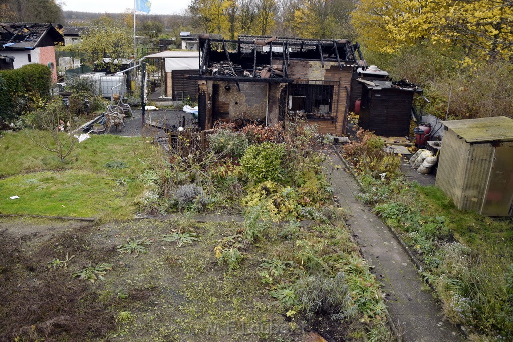 Wieder Laubenbraende Koeln Fuehlingen Kriegerhofstr P027.JPG - Miklos Laubert